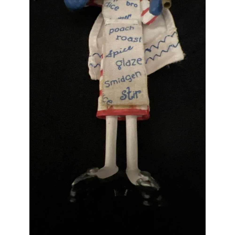 Mixed Media Chef Kitchen Cook Metals Fabric Cutlery Crown